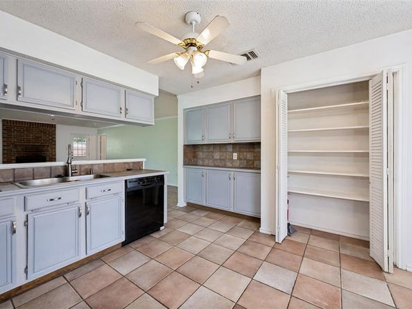 9008  Topperwind Court , Fort Worth Texas 76134