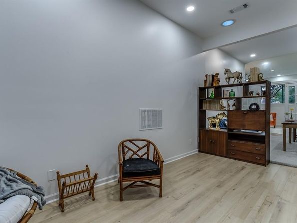 1729  Boca Chica Drive , Dallas Texas 75232