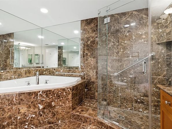 3401  Lee Parkway  401, Dallas Texas 75219