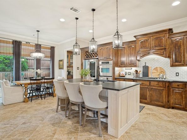 1225  Lambeth Lane , Lewisville Texas 75056