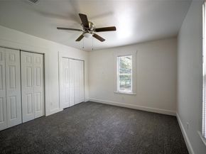 924 E Leuda Street , Fort Worth Texas 76104