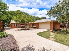 7048  Arboreal Drive , Dallas Texas 75231