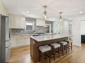 7048  Arboreal Drive , Dallas Texas 75231
