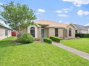 2124  Emerald Oaks  , Mesquite Texas 75181