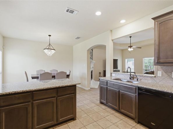 508  Kriston Drive , Azle Texas 76020