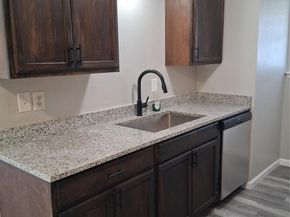 3205  Pacesetter Drive , Dallas Texas 75241