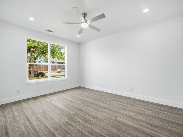 713  Exeter Street , Fort Worth Texas 76104