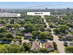 1820  Washington Avenue , Fort Worth Texas 76110