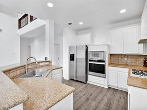8810  Edgelake Trail , Rowlett Texas 75088