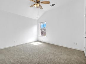 8810  Edgelake Trail , Rowlett Texas 75088