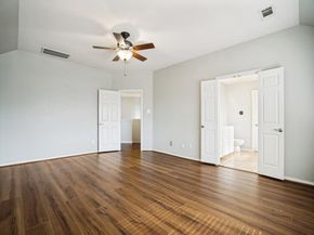 2737  Lynx  , Fort Worth Texas 76244