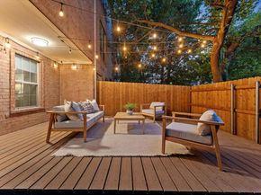 4007  Brownstone Court , Dallas Texas 75204