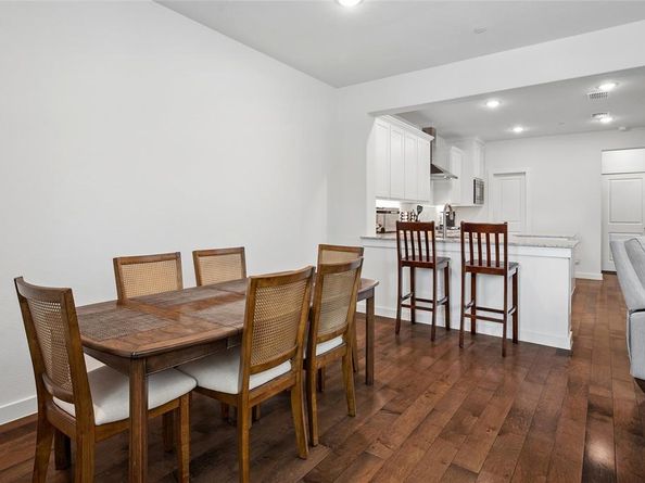 536  Ballustrade Drive , Irving Texas 75039