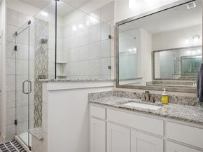 536  Ballustrade Drive , Irving Texas 75039