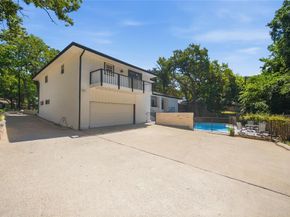 1013  Tanglewood Lane , Arlington Texas 76012