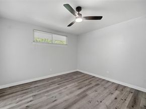 1013  Tanglewood Lane , Arlington Texas 76012