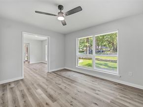 1013  Tanglewood Lane , Arlington Texas 76012