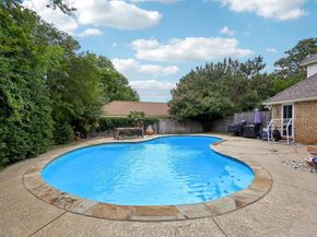3710  Falcon Lake Drive , Arlington Texas 76016