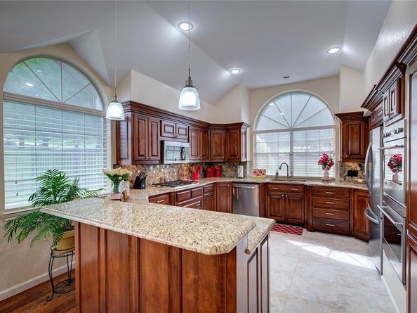 11  Lakeway Drive , Heath Texas 75032