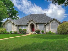 11  Lakeway Drive , Heath Texas 75032