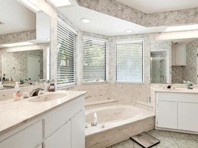 2401  Oak Shadow Court , Arlington Texas 76017