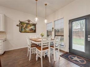 8711  Weston Lane , Lantana Texas 76226