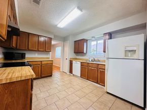 3117  Kingswood Drive , Garland Texas 75040