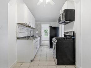 1426  Lakeshore Boulevard , Oak Point Texas 75068