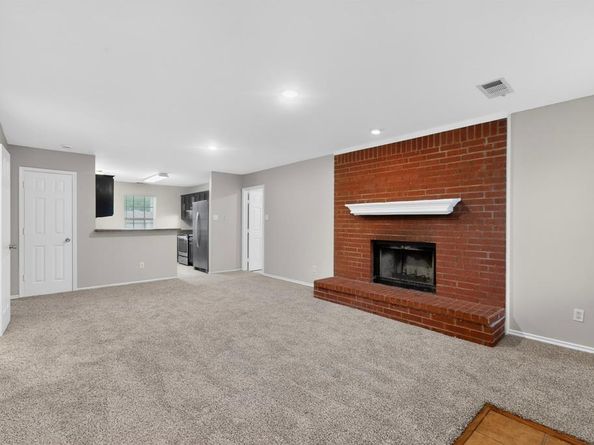 1119  Wayne Avenue , Duncanville Texas 75137