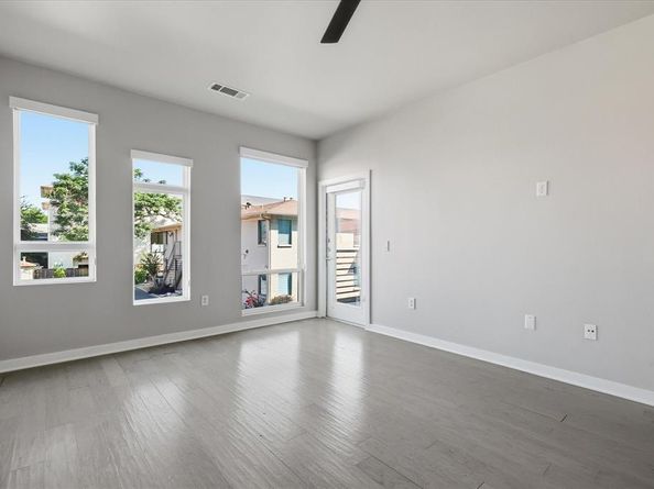 4107  Bowser Avenue  110, Dallas Texas 75219