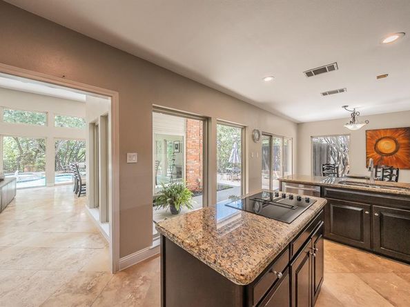1406  Riverview Drive , Arlington Texas 76012