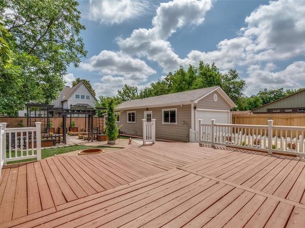5106  Stoneleigh Avenue , Dallas Texas 75235
