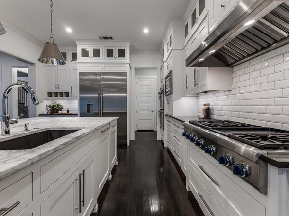 8538  San Pedro Parkway , Dallas Texas 75218