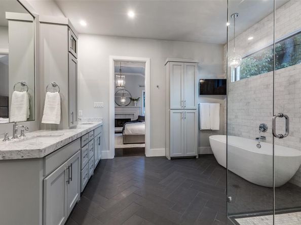 8538  San Pedro Parkway , Dallas Texas 75218