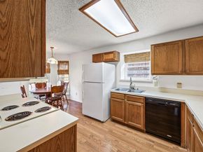 1528  Lincolnshire Way , Fort Worth Texas 76134