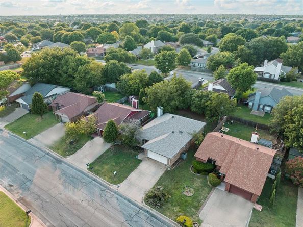 1528  Lincolnshire Way , Fort Worth Texas 76134