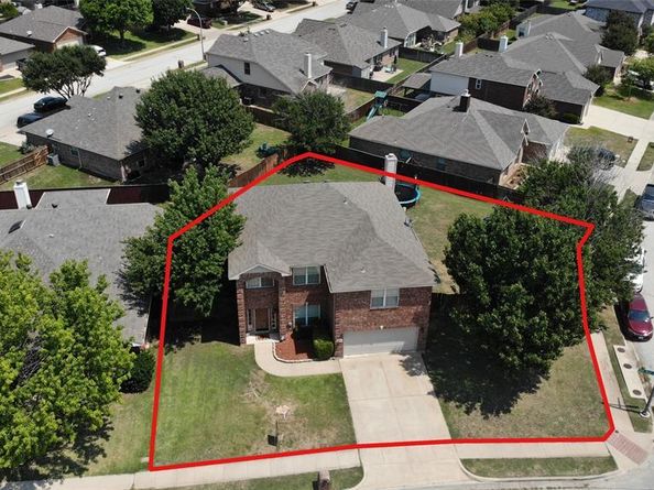 9600  Fox Hill Drive , Fort Worth Texas 76131