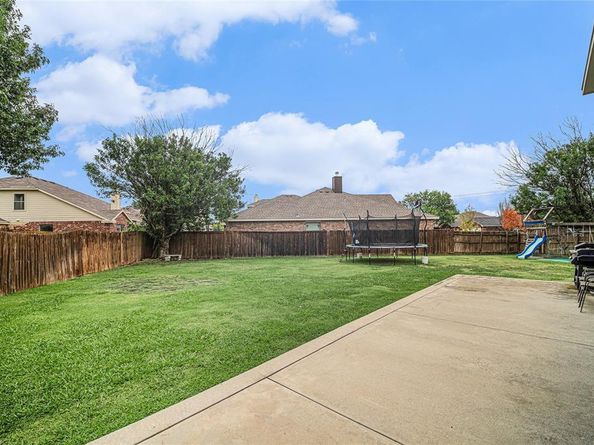 9600  Fox Hill Drive , Fort Worth Texas 76131