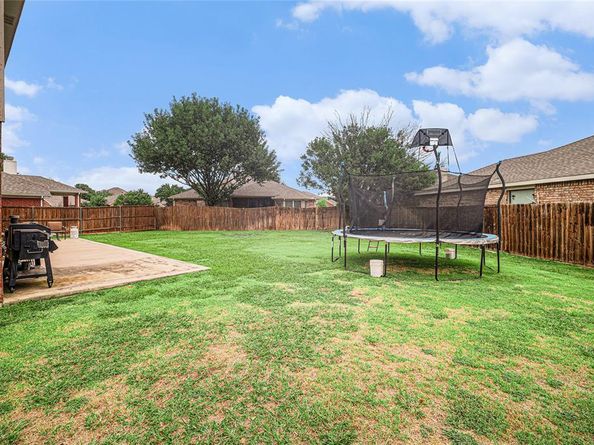 9600  Fox Hill Drive , Fort Worth Texas 76131