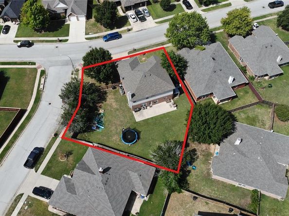 9600  Fox Hill Drive , Fort Worth Texas 76131