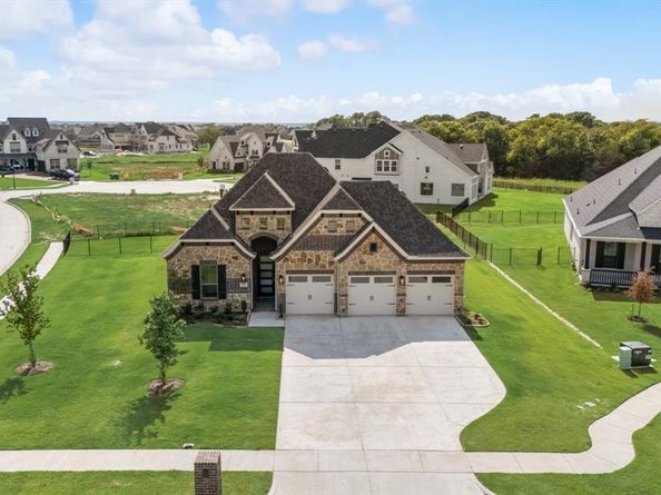 303  Big Antler Court , Heath Texas 75032