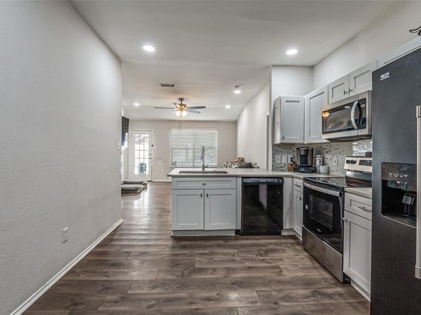 4372  Onyx Drive , Carrollton Texas 75010