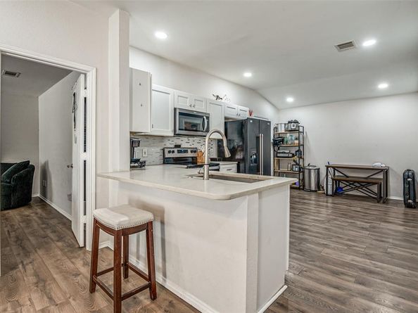 4372  Onyx Drive , Carrollton Texas 75010