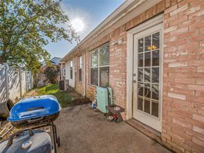 4372  Onyx Drive , Carrollton Texas 75010