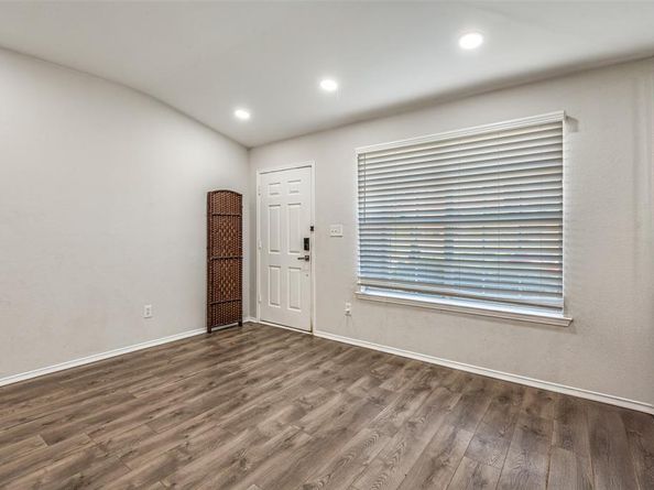 4372  Onyx Drive , Carrollton Texas 75010