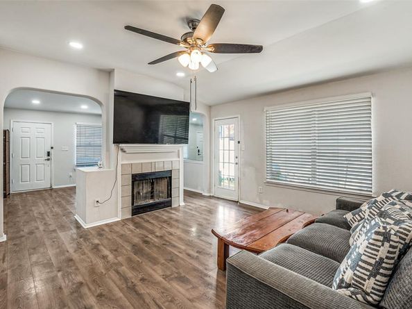 4372  Onyx Drive , Carrollton Texas 75010