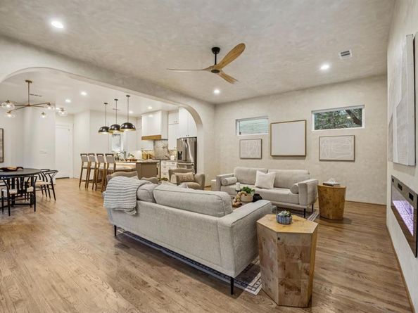 3106 W Jefferson Boulevard , Dallas Texas 75211