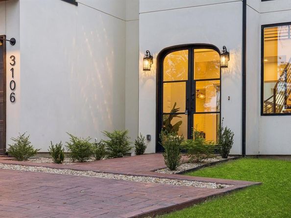 3106 W Jefferson Boulevard , Dallas Texas 75211