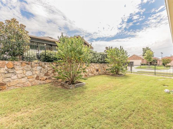 7601  Heritage Drive , Little Elm Texas 76227