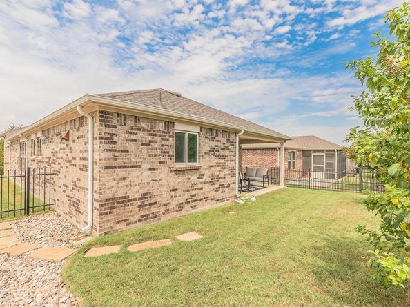 7601  Heritage Drive , Little Elm Texas 76227